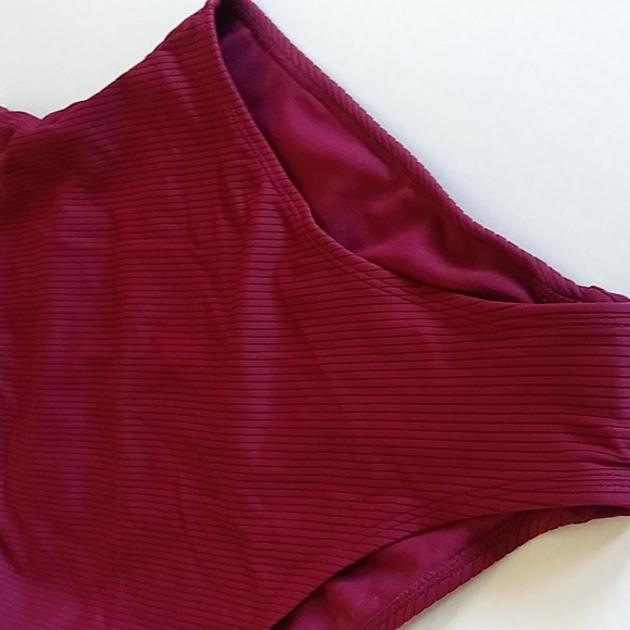 Xhilaration Scoop Back One Piece Swimsuit Burgundy Sz M Junior - Picture 3 of 11